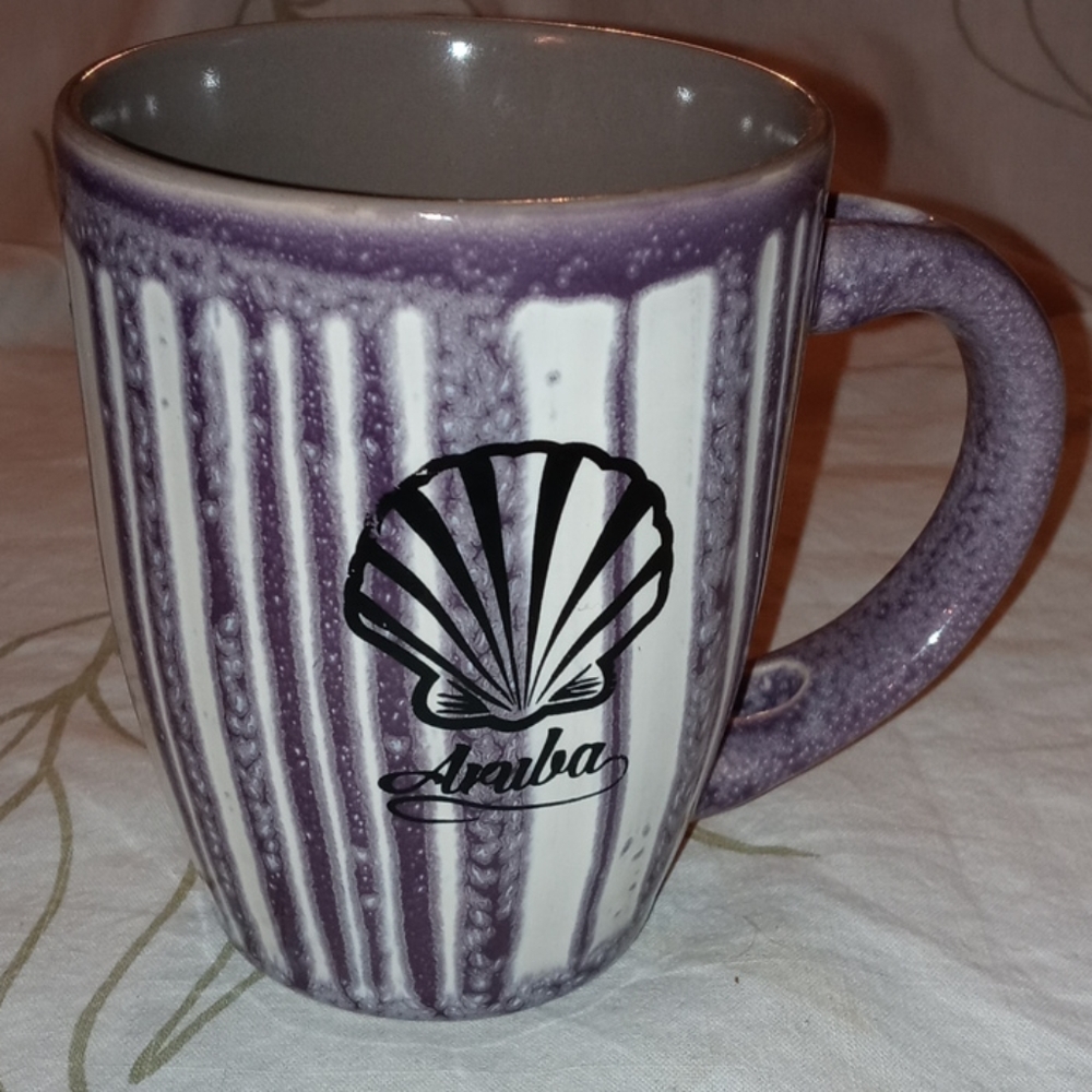 Café purple striped Bermuda cup